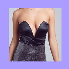 Load image into Gallery viewer, Sweet V Bodysuit (Black)