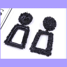 Load image into Gallery viewer, Night On The Town Earrings